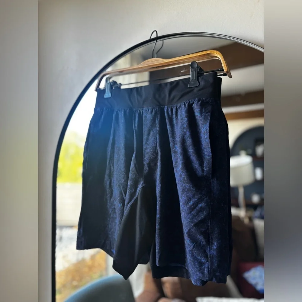 LULULEMON | T.H.E. Short *Linerless 7" | size small - Picture 7 of 7